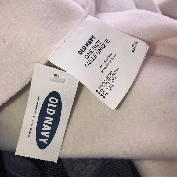 White Scarf - Picture 2 of 2